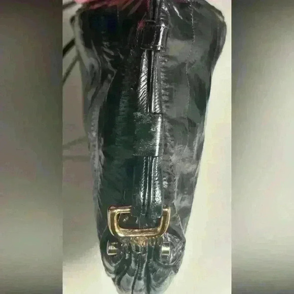 Leather of The Sea small eel skin crossbody bag. - Picture 5 of 10